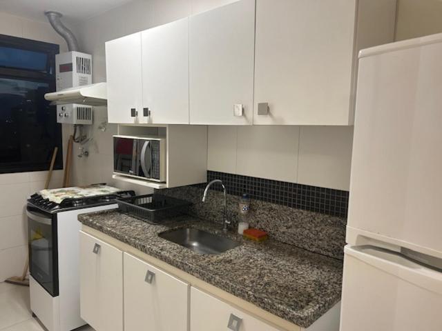 Lindo Apto No Barrabela, Todo Equipado, Com Arcondicionados Split Novos No Quarto E Na Sala, Limpissimo, Cheiroso, Novinho, Condominio Em Frente A Praia, Com Piscina Aquecida, Sauna, Quadra, Academia, Lavanderia, Salao De Beleza, Restaurantes, Mercad Rio de Janeiro Ngoại thất bức ảnh